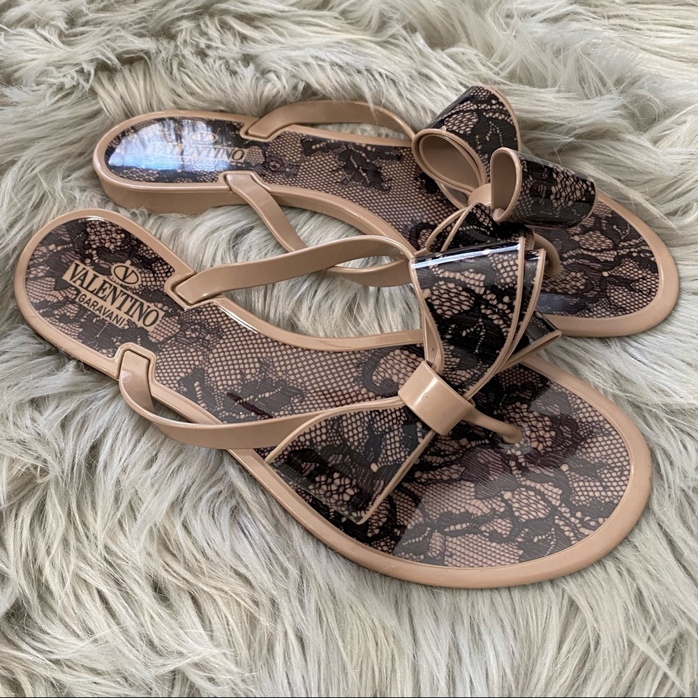 VALENTINO Beige Jelly Lace Print Bow Detail Thong Sandals Size 37